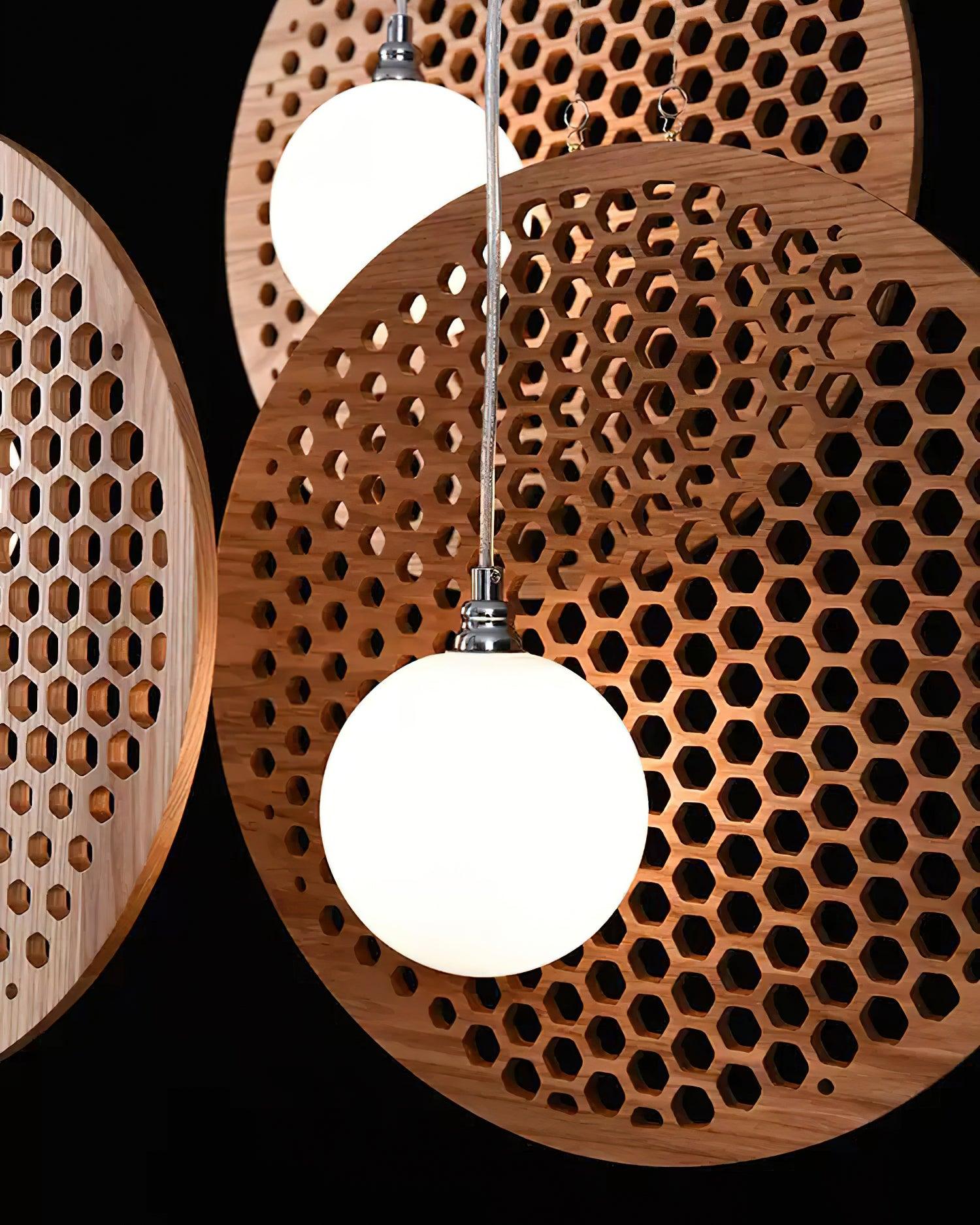 Bee_Plate_Chandelier_4