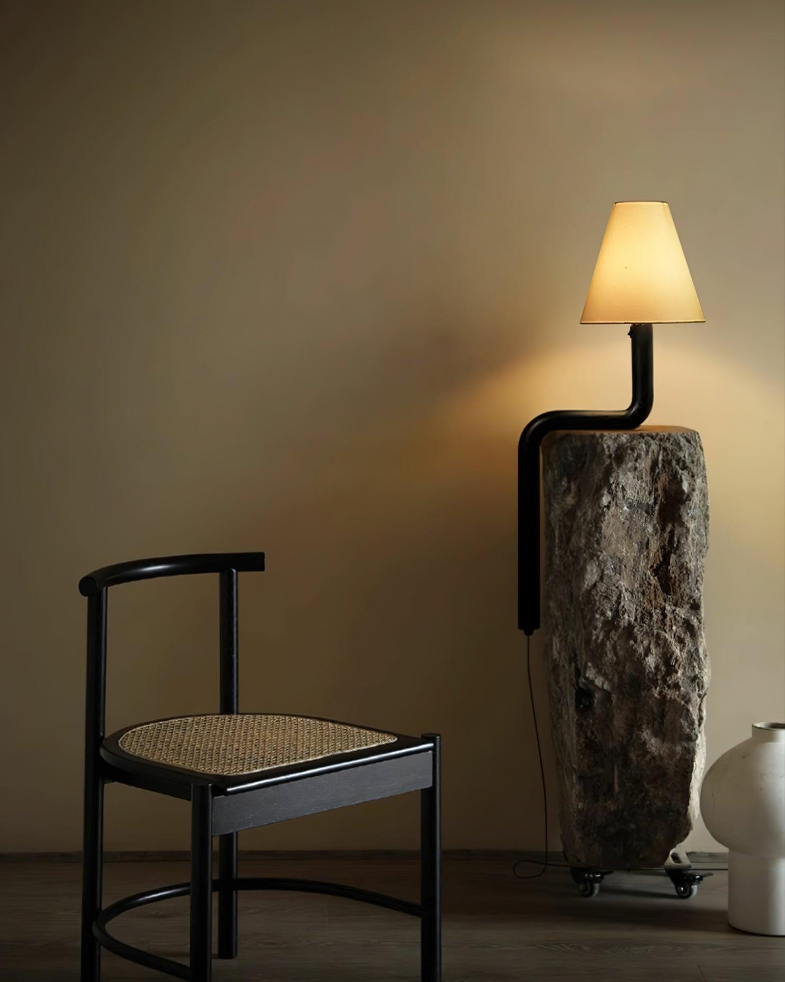 Bend_Wood_Table_Lamp_10