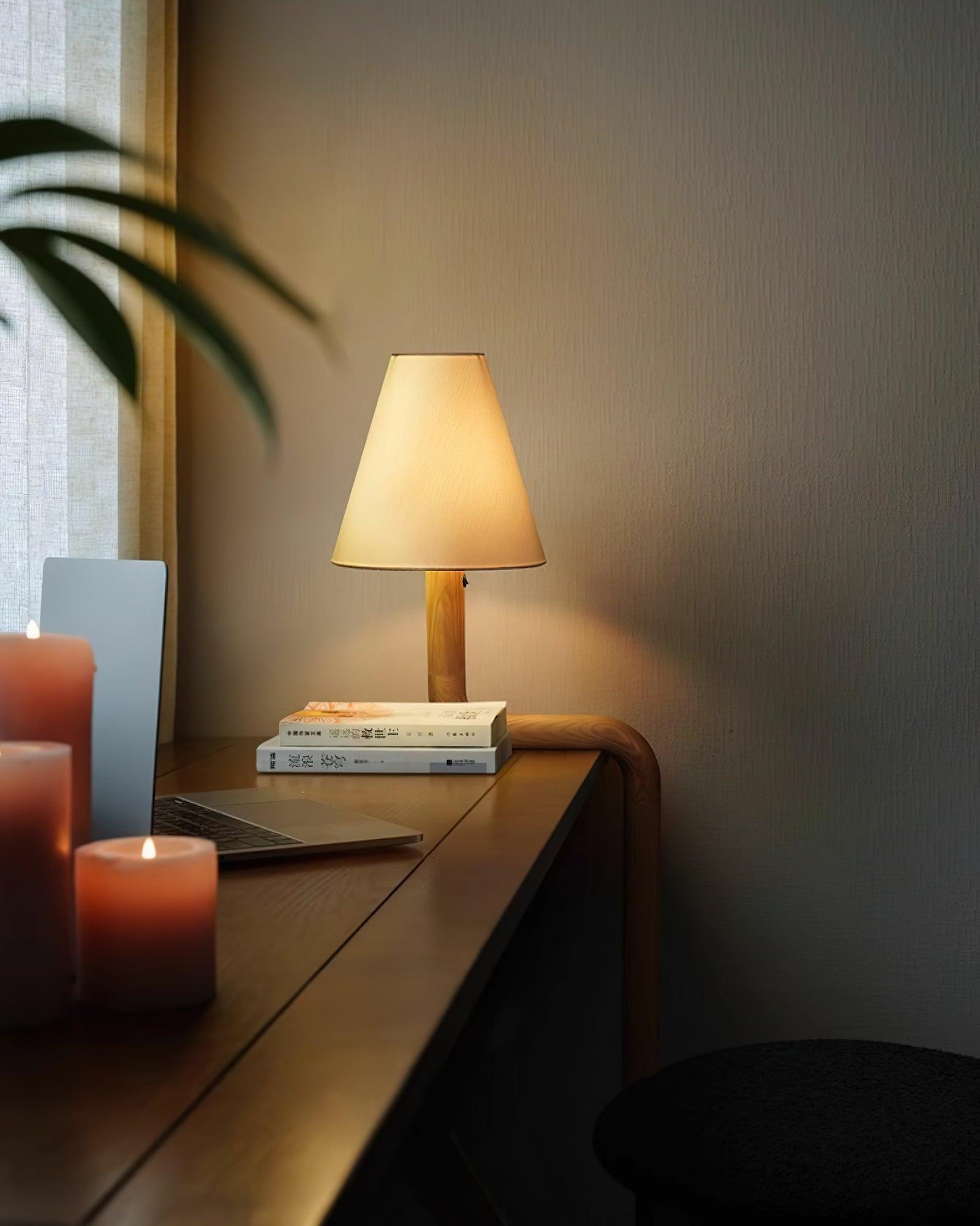 Bend_Wood_Table_Lamp_13