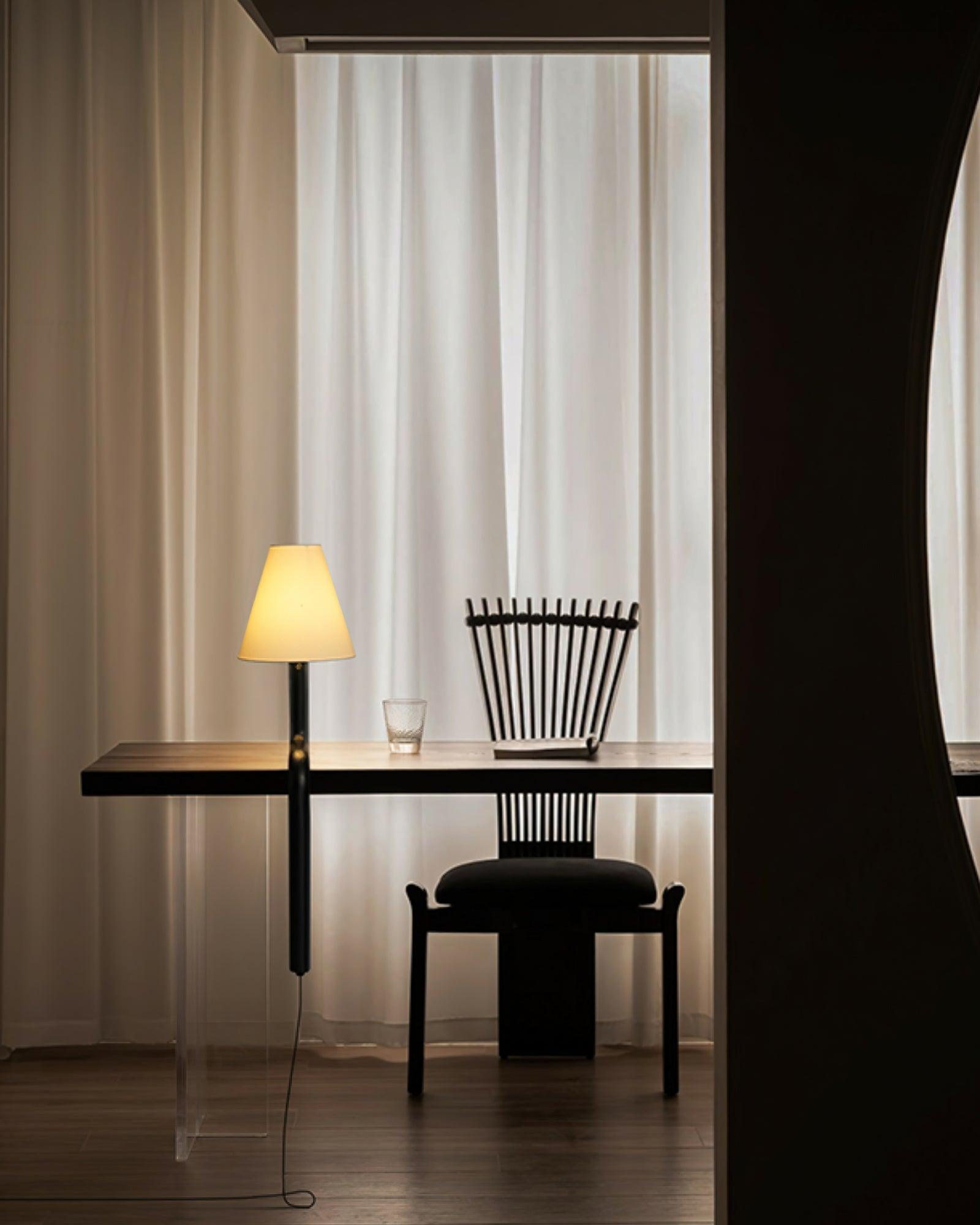 Bend_Wood_Table_Lamp_3