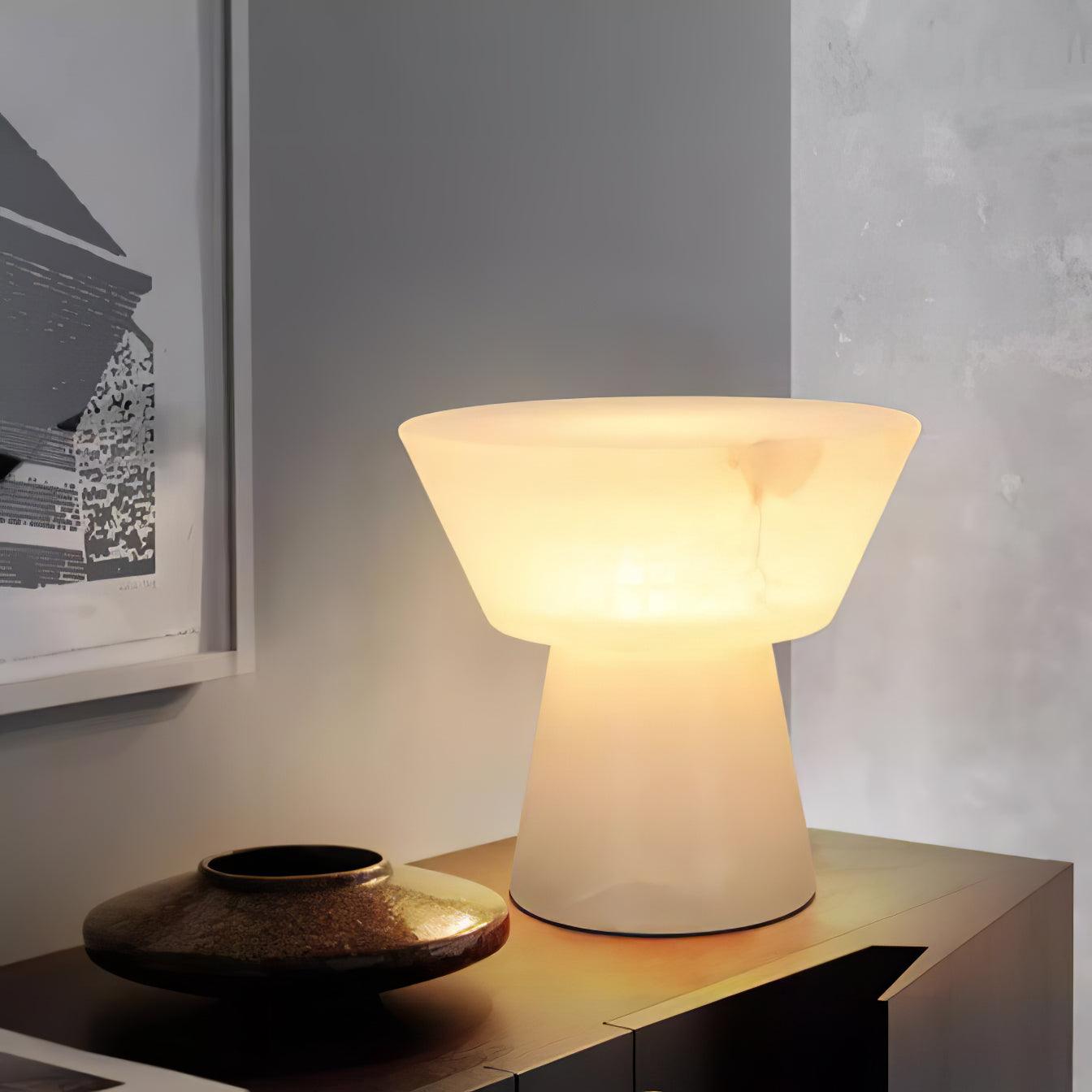 Beta_Marble_Table_Lamp_2