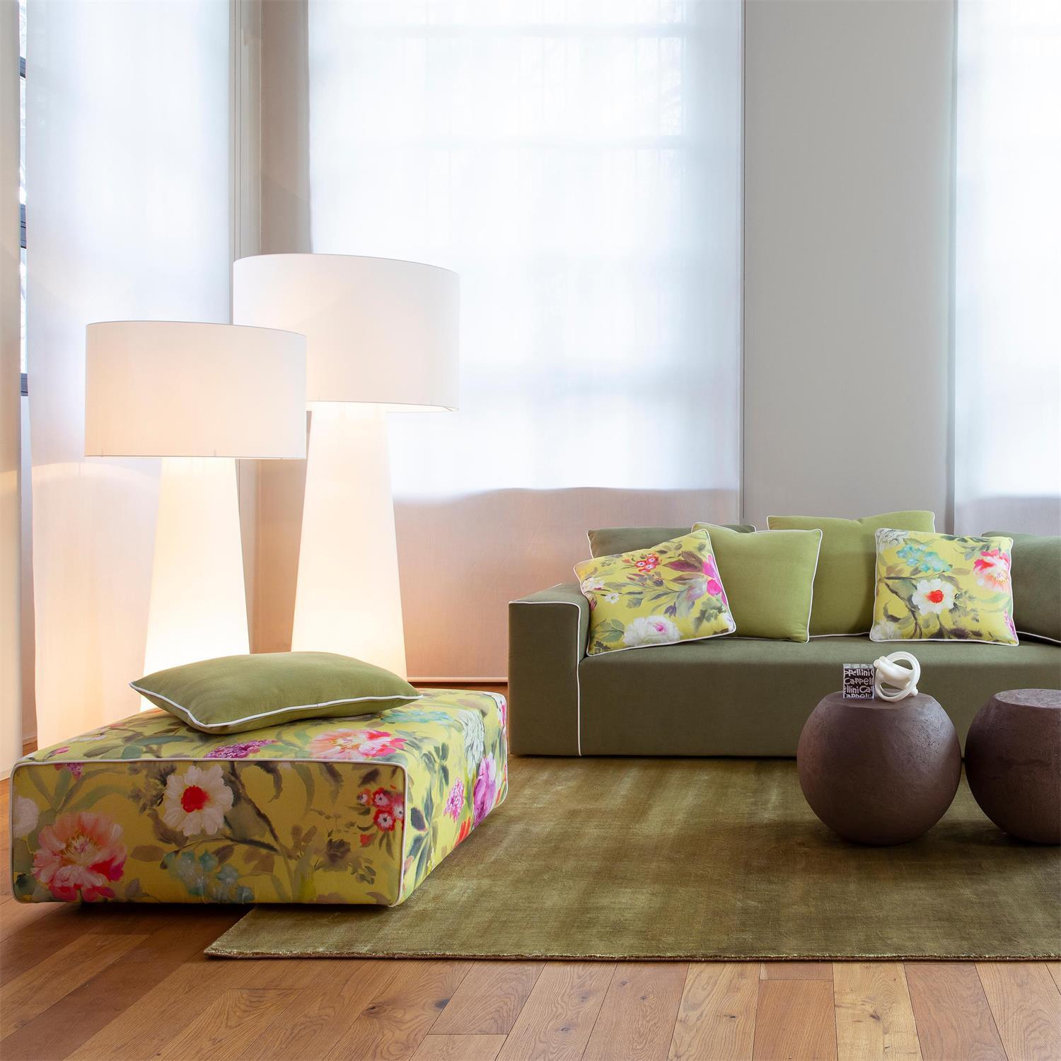 Big_Shadow_Floor_Light_11