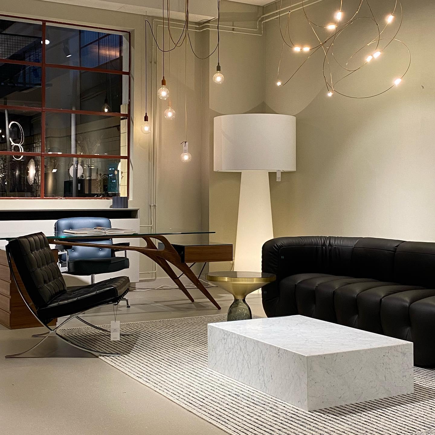 Big_Shadow_Floor_Light_24