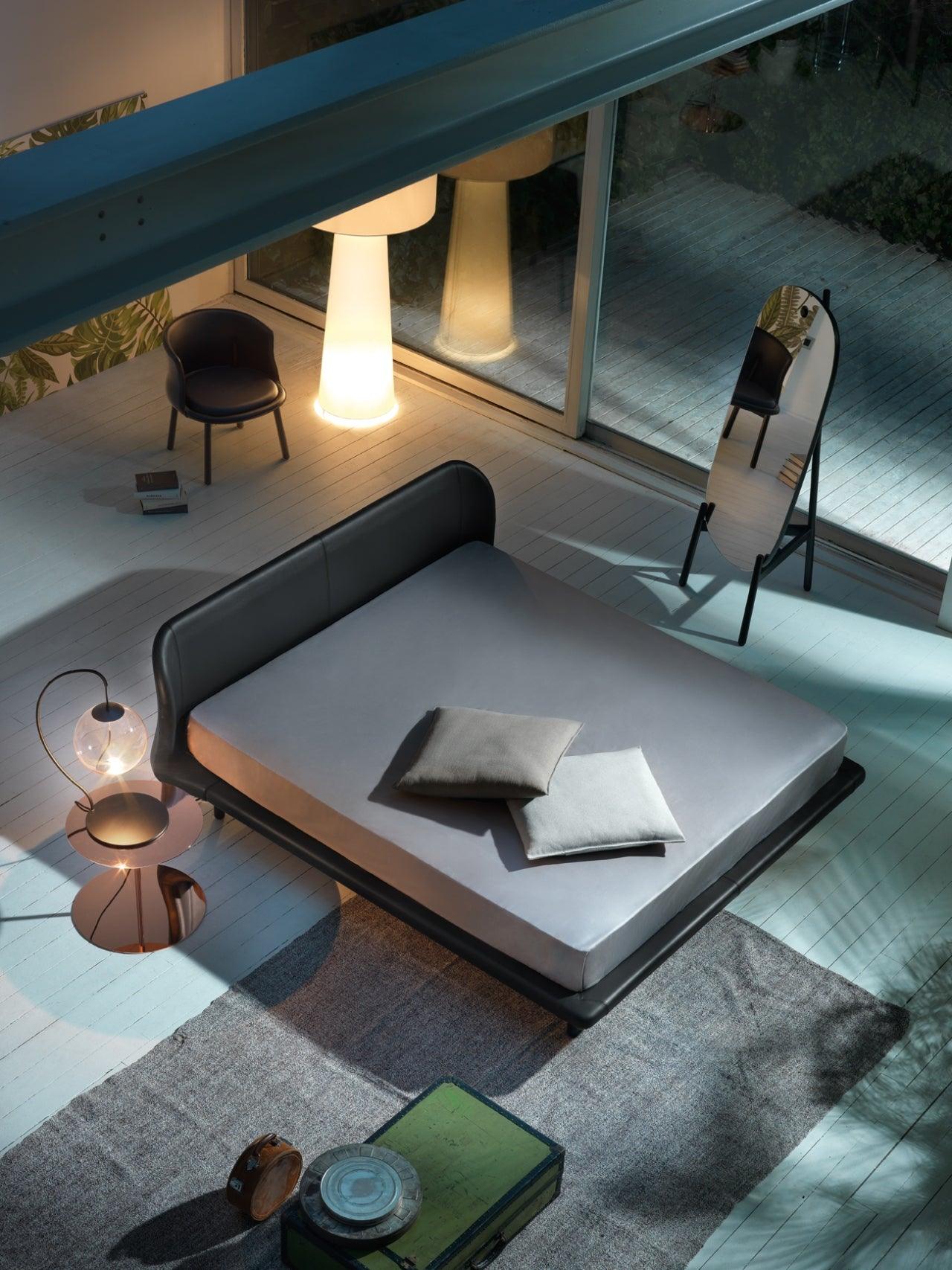 Big_Shadow_Floor_Light_34