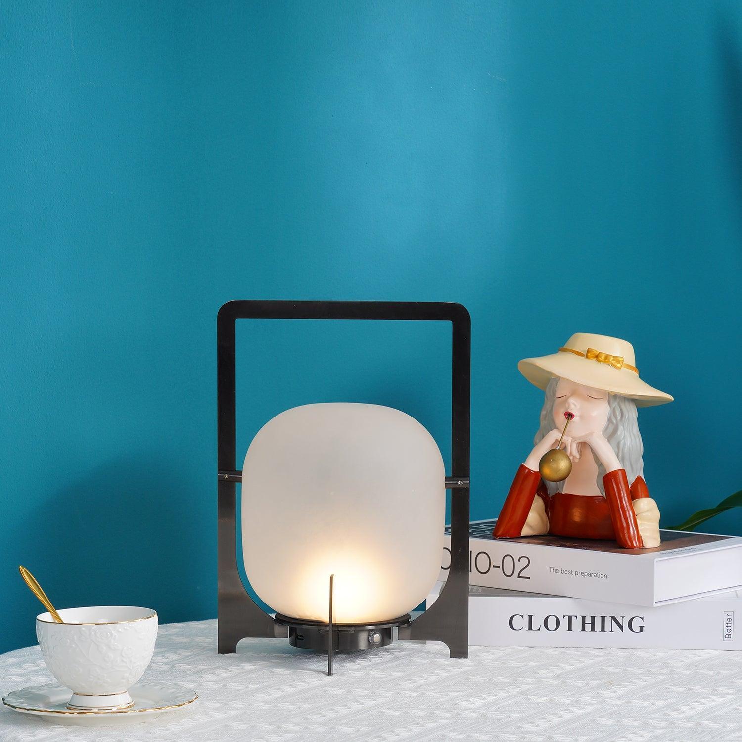 Black_Twilight_Lantern_Table_Lamp_13