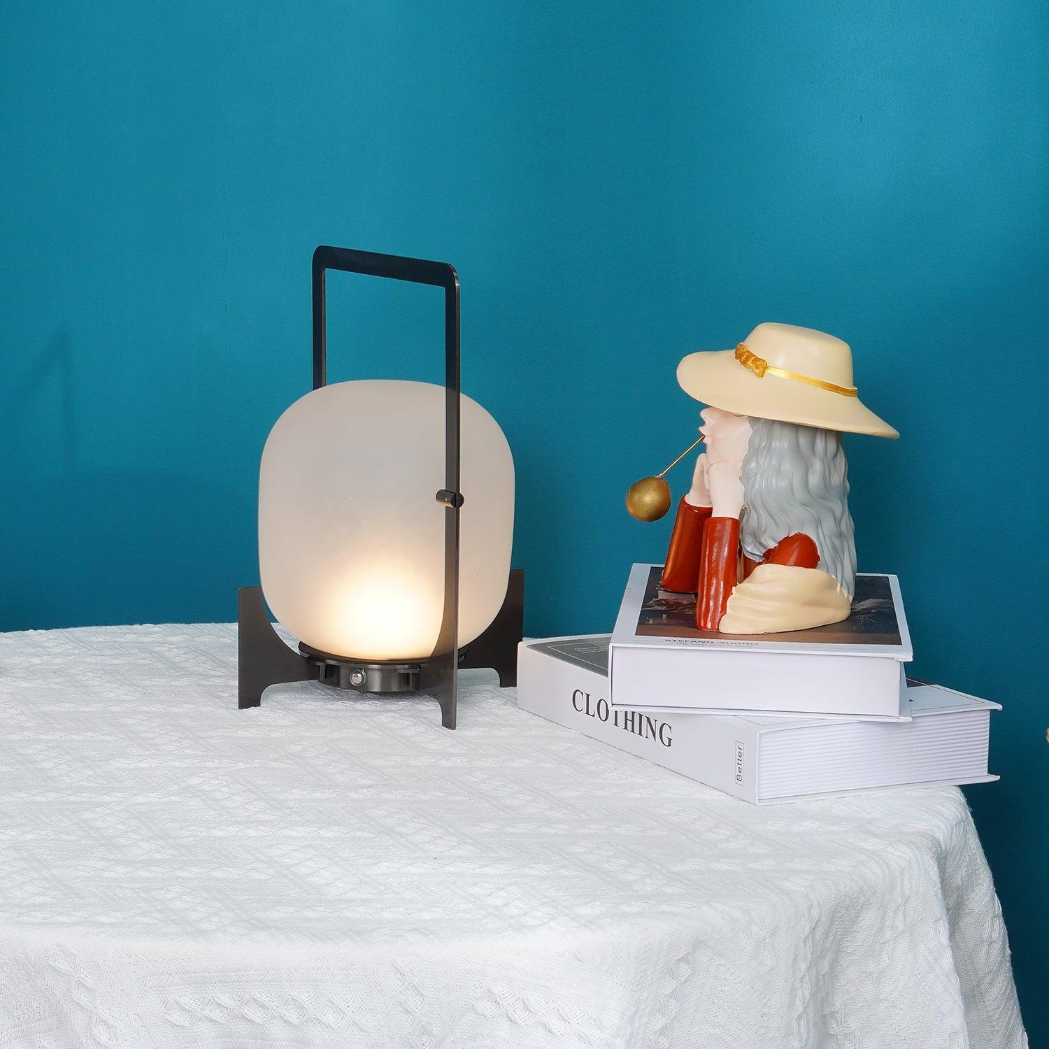 Black_Twilight_Lantern_Table_Lamp_15