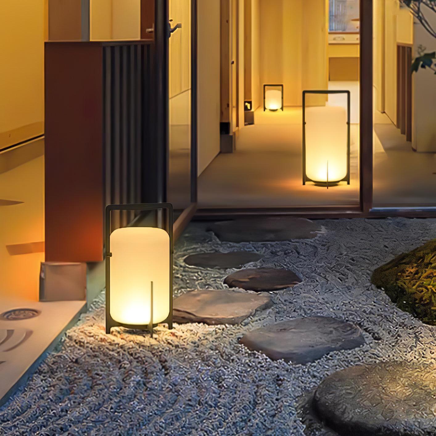 Black_Twilight_Lantern_Table_Lamp_21