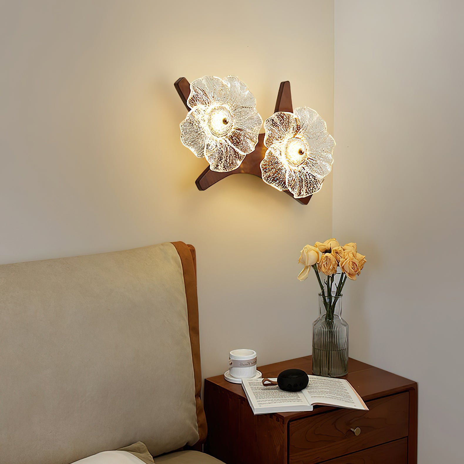 Bloomelle_Flower_Wall_Sconce_18