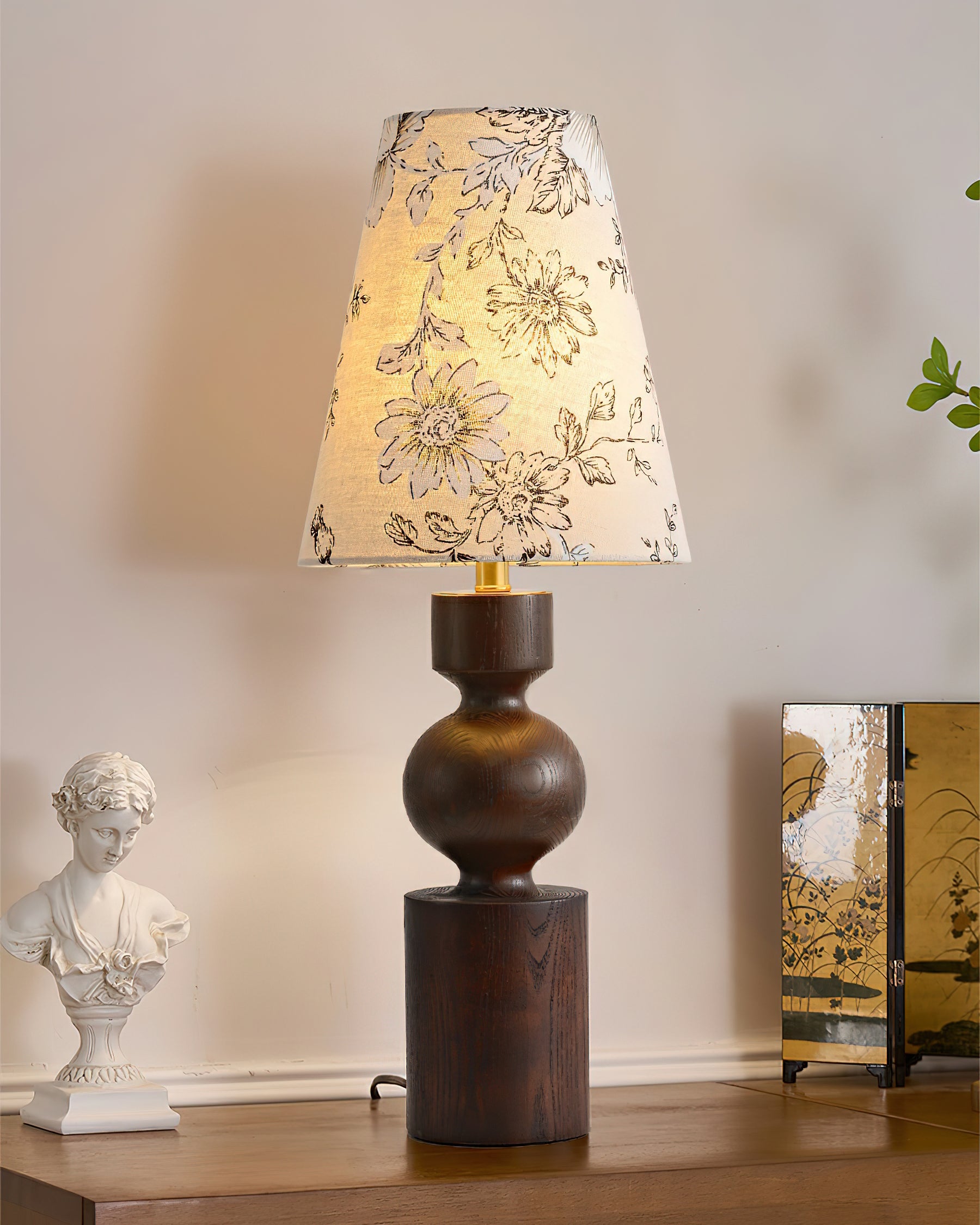 Bloomwood_Table_Lamp_4
