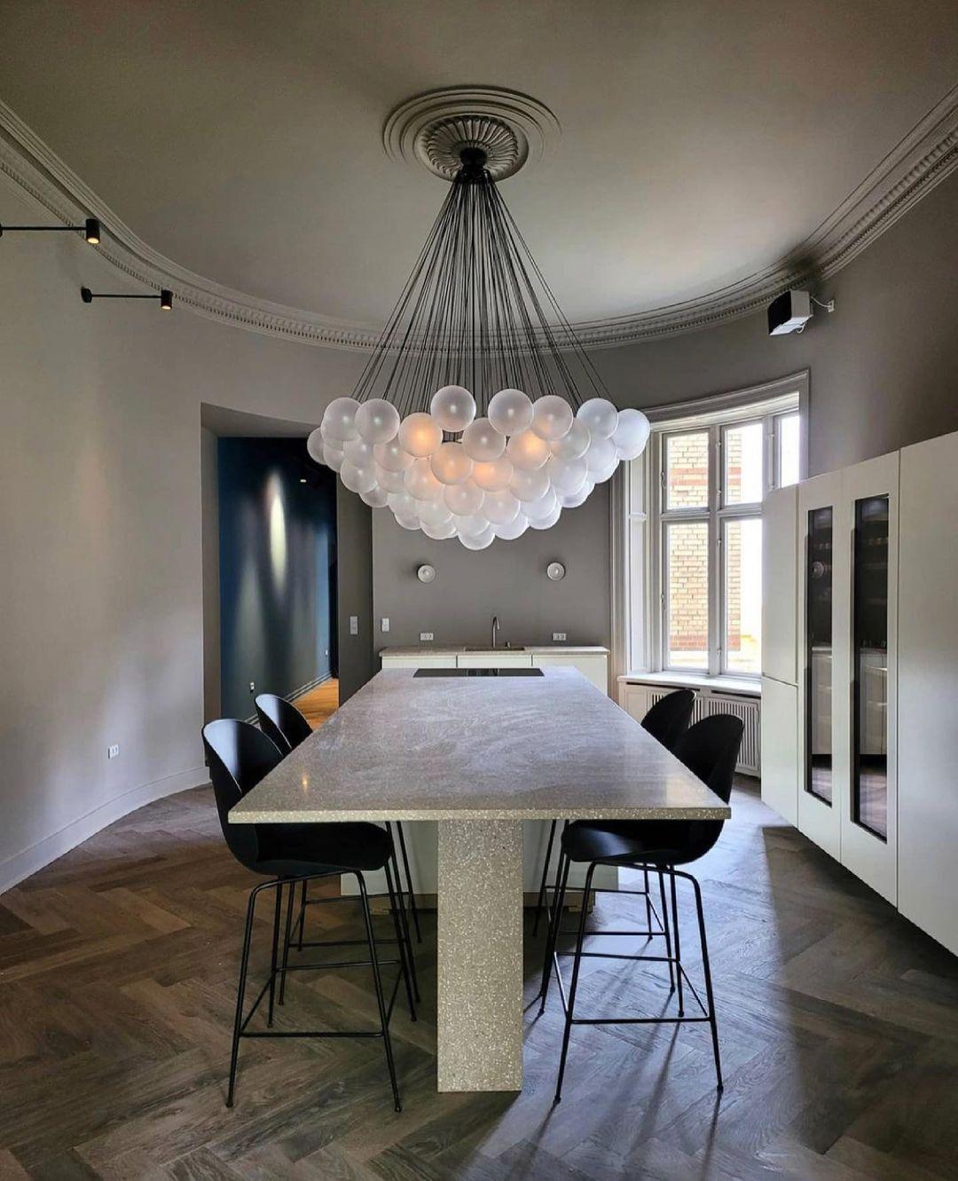 Bubble_Balloon_Chandelier_46