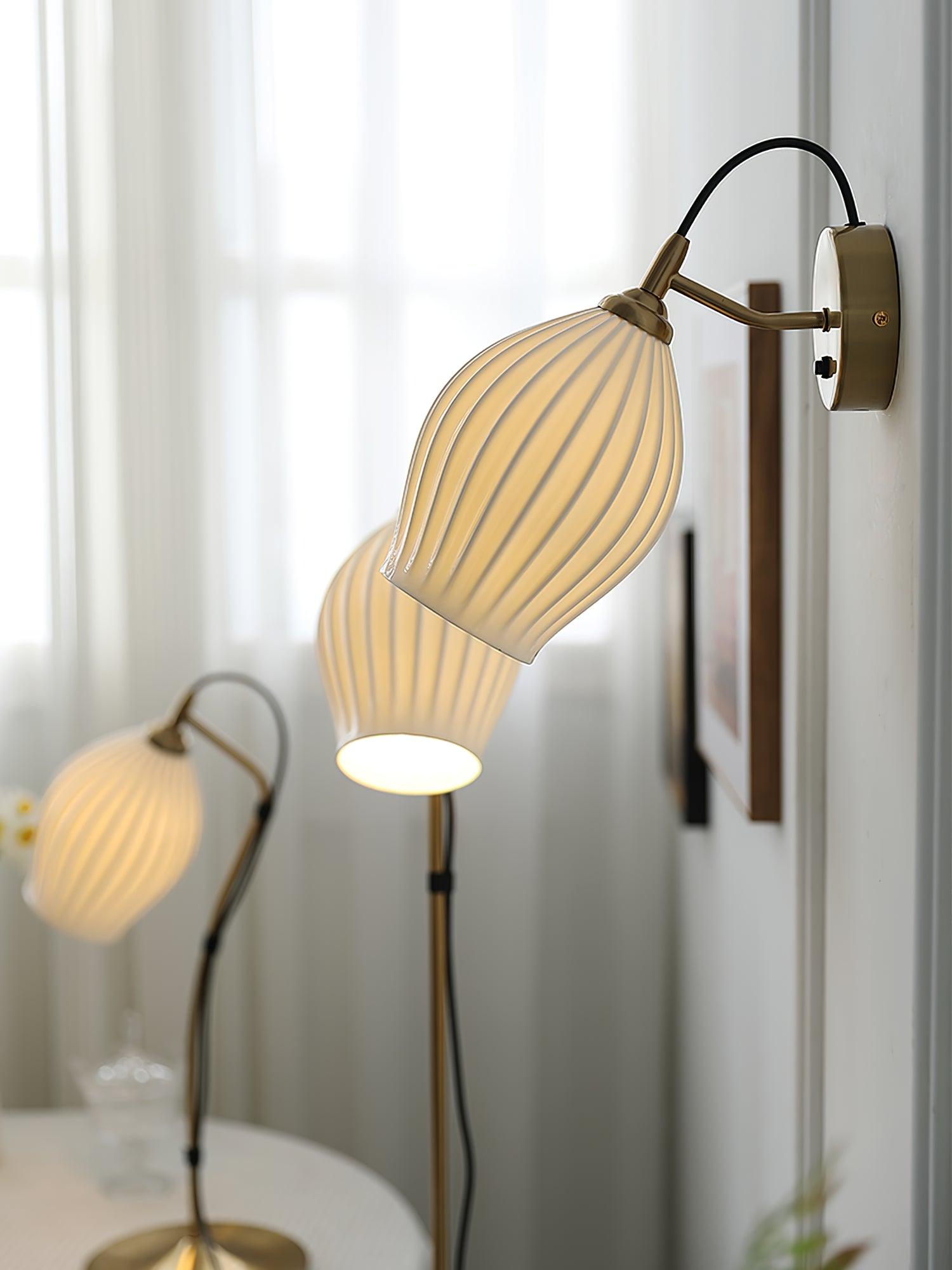 Ceramic_Ribbed_Wall_Light_13