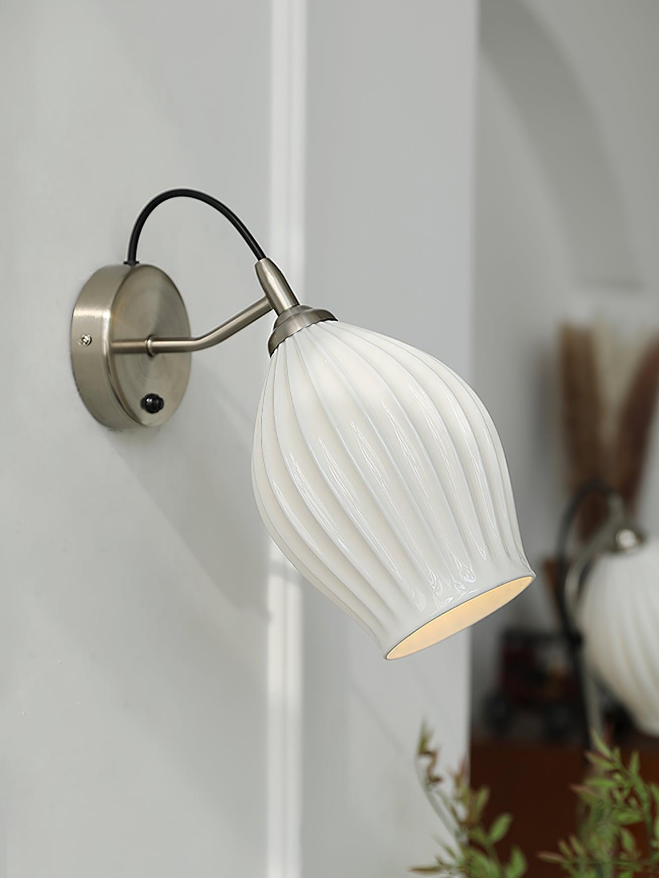 Ceramic_Ribbed_Wall_Light_19