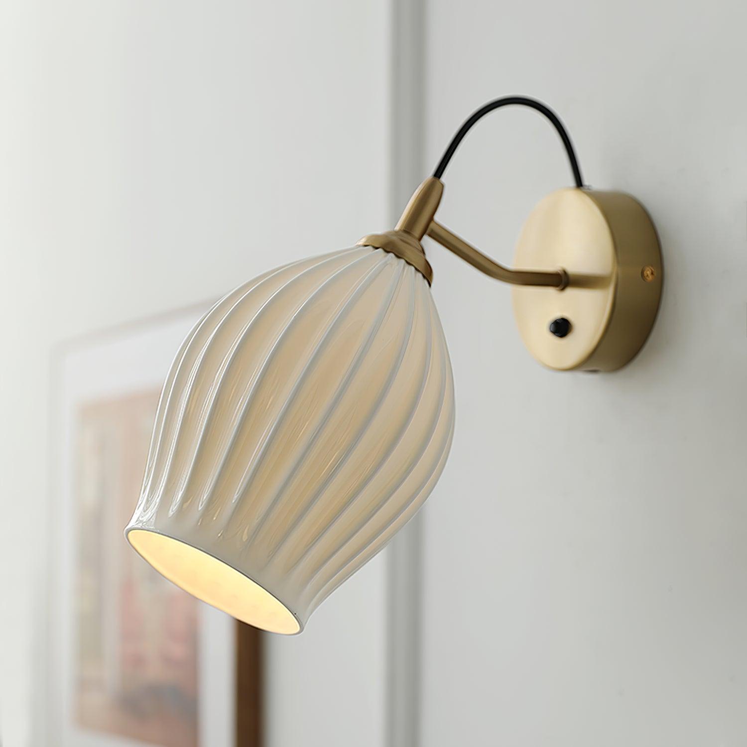 Ceramic_Ribbed_Wall_light_4