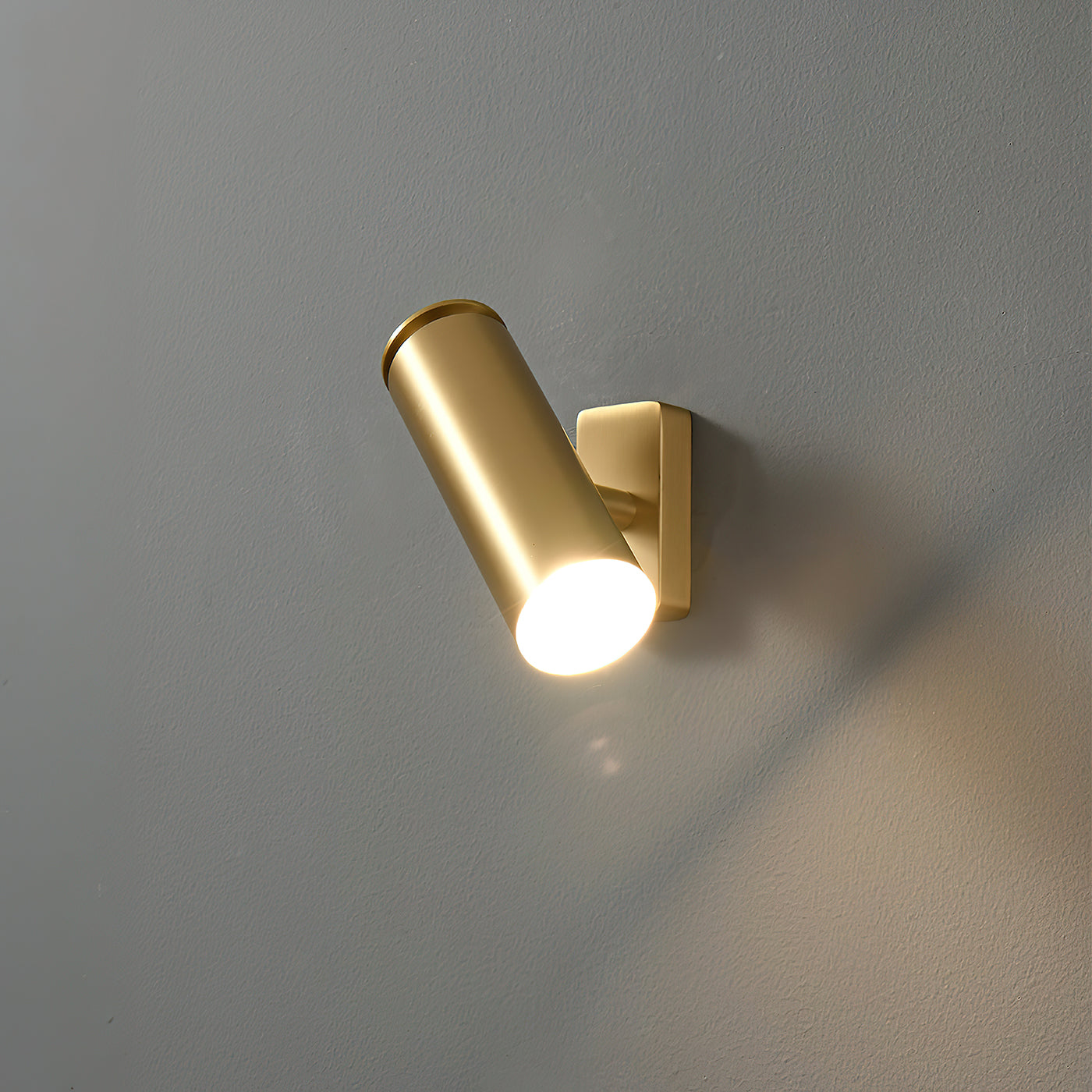 Champeaux_Wall_lamp_2