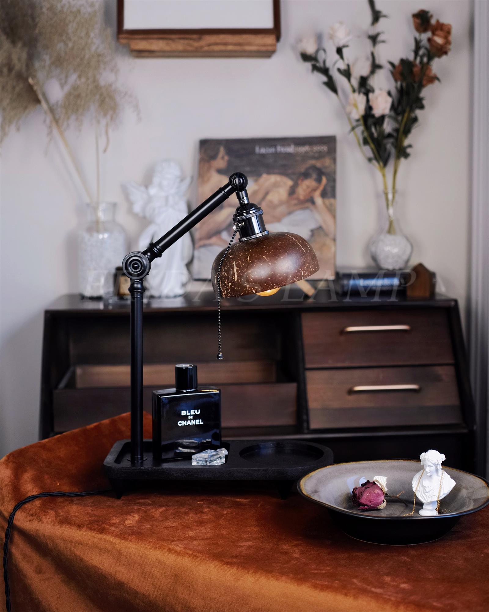 Christian_Dell_Table_Lamp_8