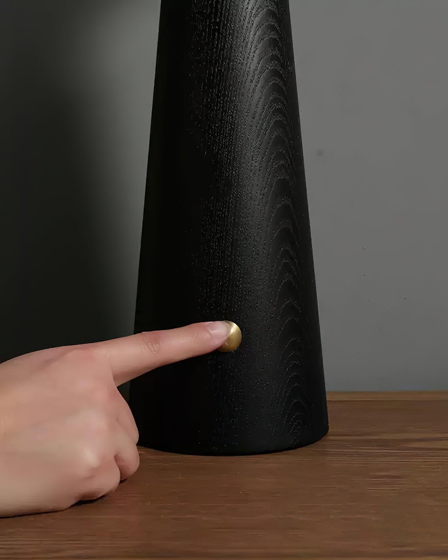 Cloudlet_Table_Lamp_12