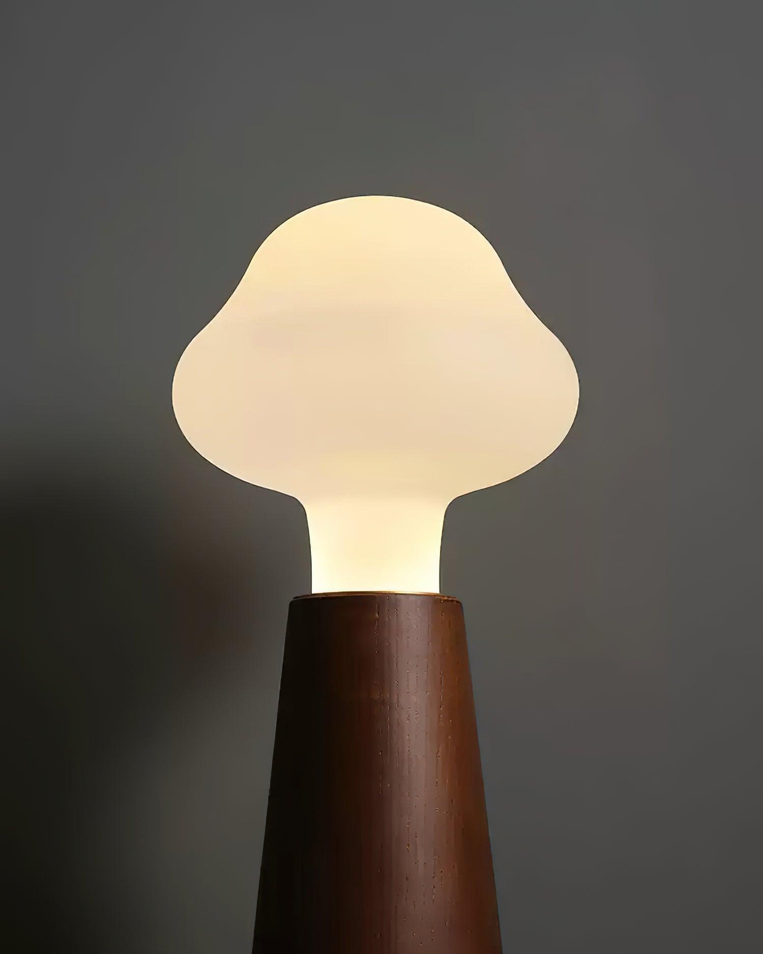 Cloudlet_Table_Lamp_14