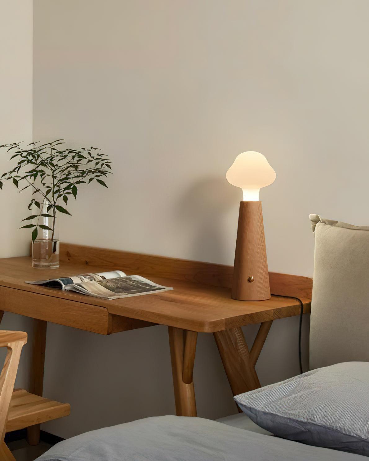 Cloudlet_Table_Lamp_4