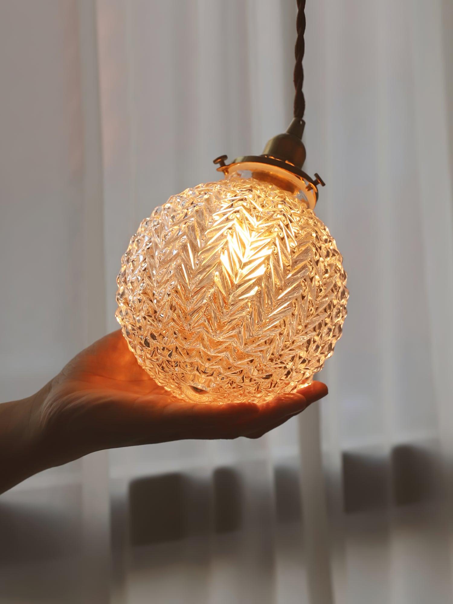 Colonial_Global_Pendant_Light_7