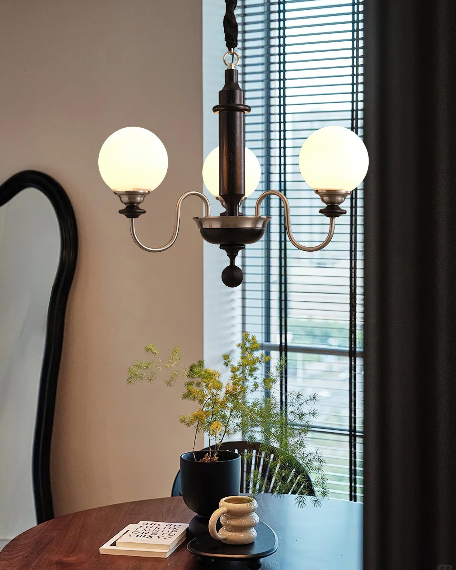 Colonial_Grace_Chandelier_1