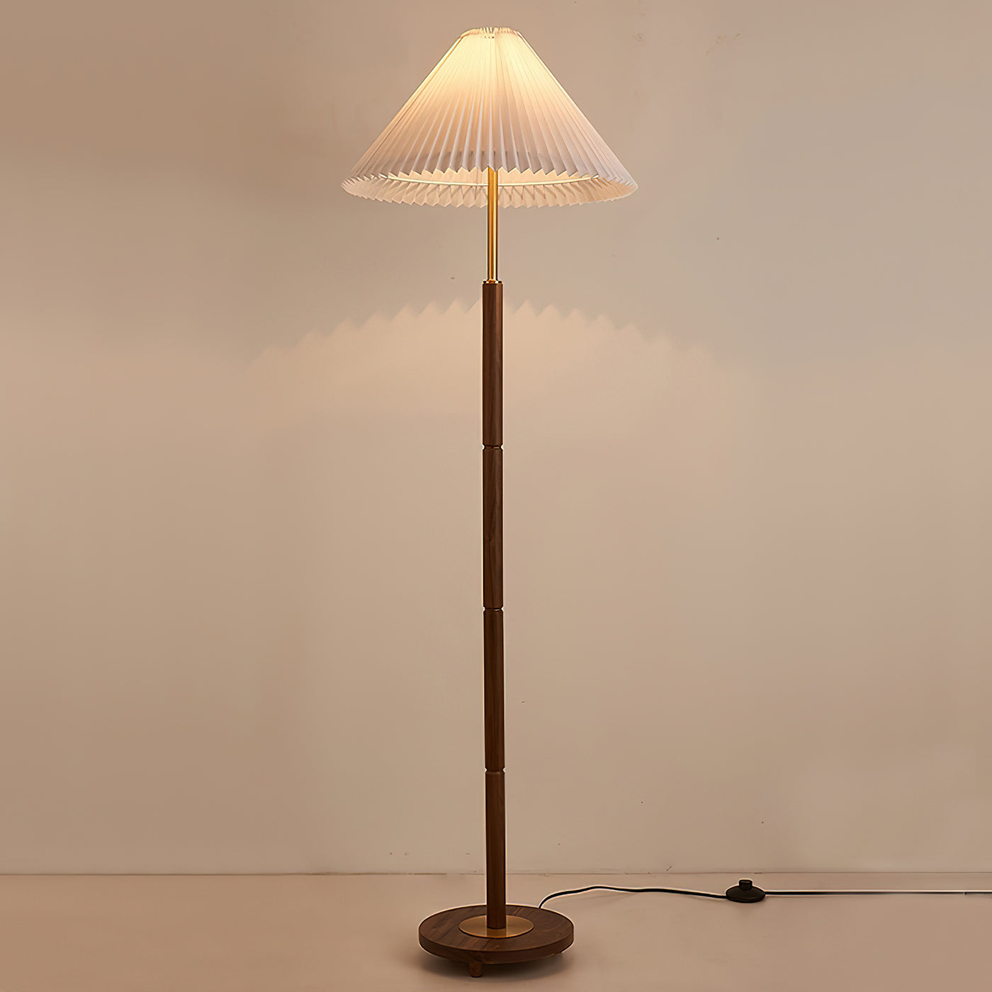 Cone_Pleated_Floor_Lamp_1