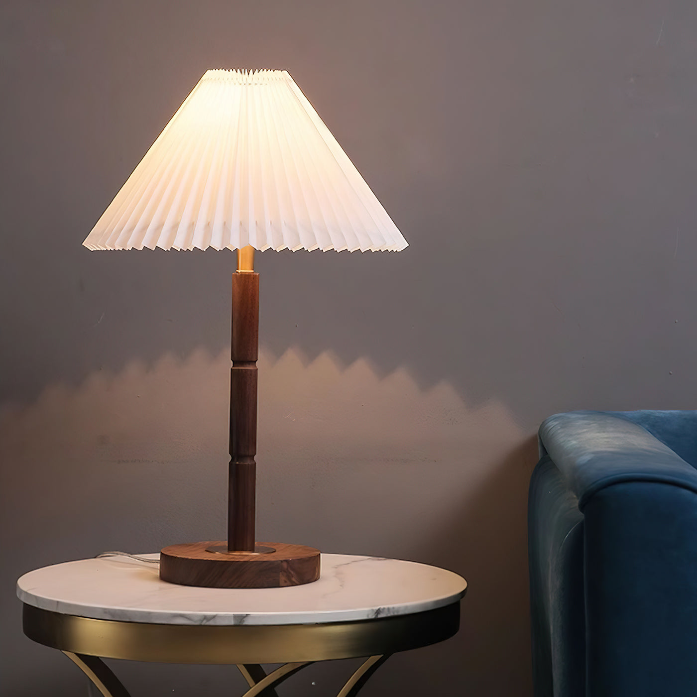 Cone_Pleated_Table_Lamp_10