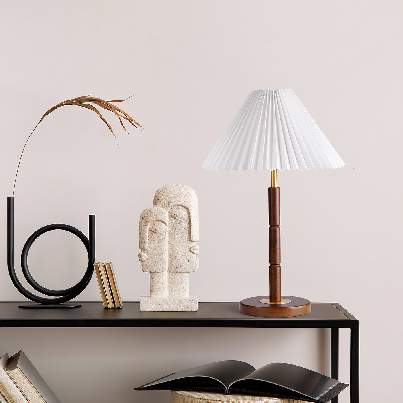 Cone_Pleated_Table_Lamp_11
