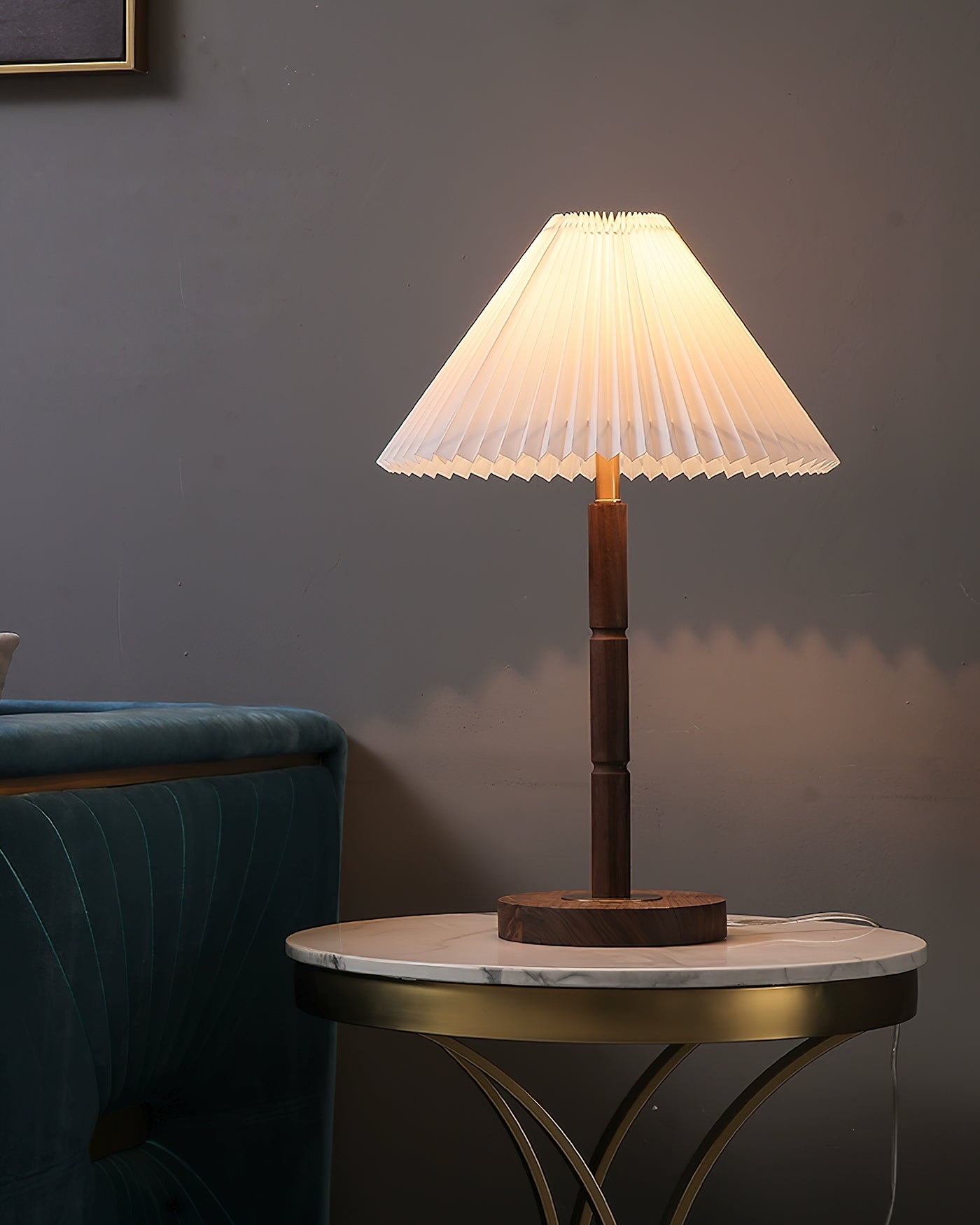 Cone_Pleated_Table_Lamp_4
