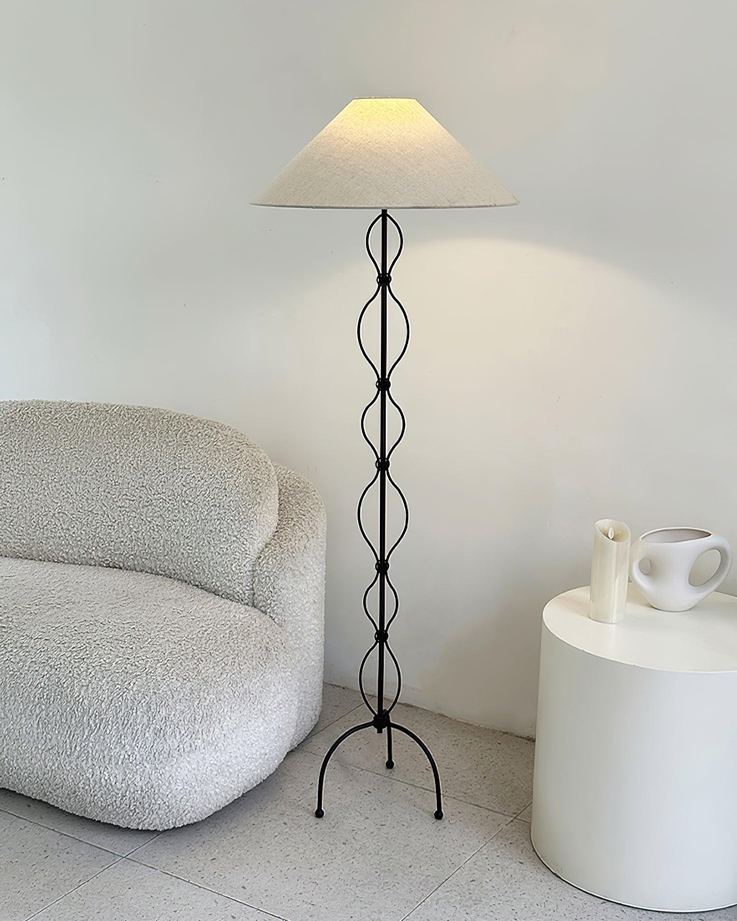 Corner_Standing_Floor_Lamp_10