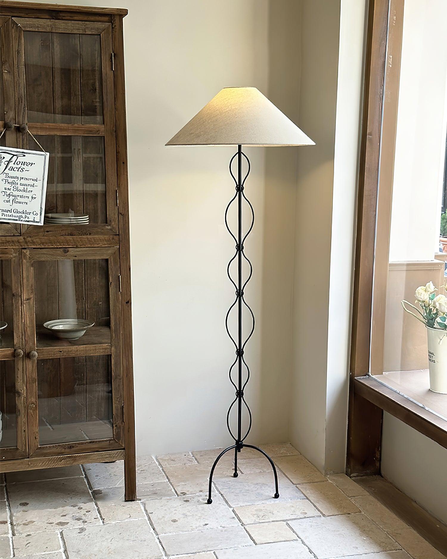 Corner_Standing_Floor_Lamp_7