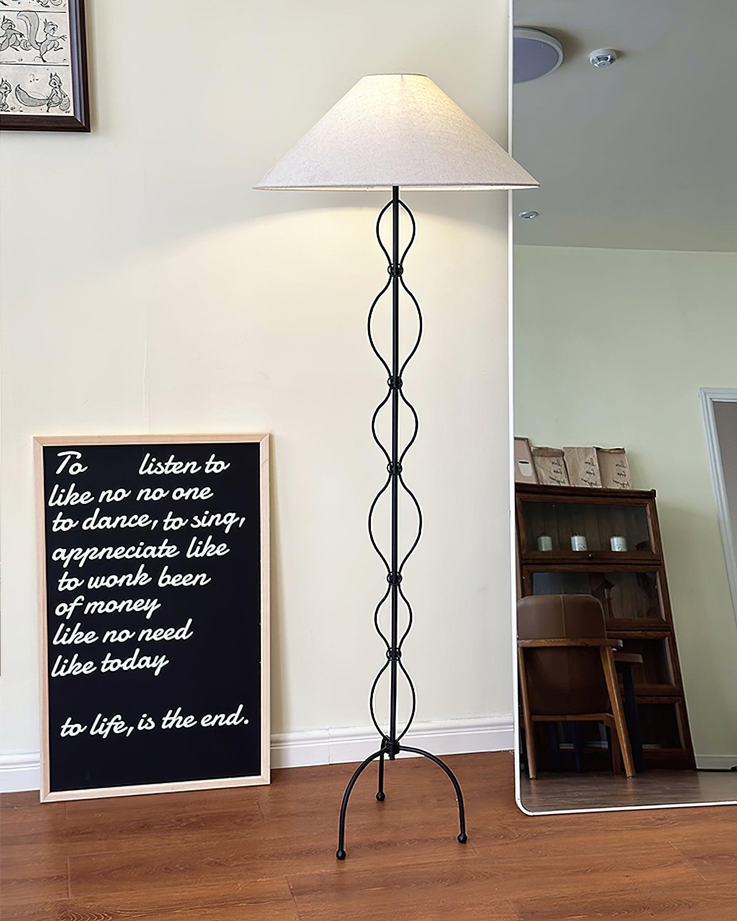 Corner_Standing_Floor_Lamp_8