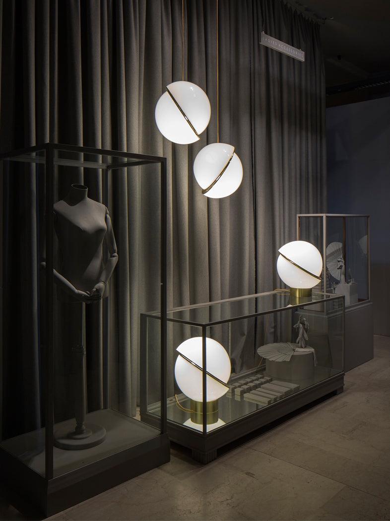 Crescent_Pendant_Lamp_41