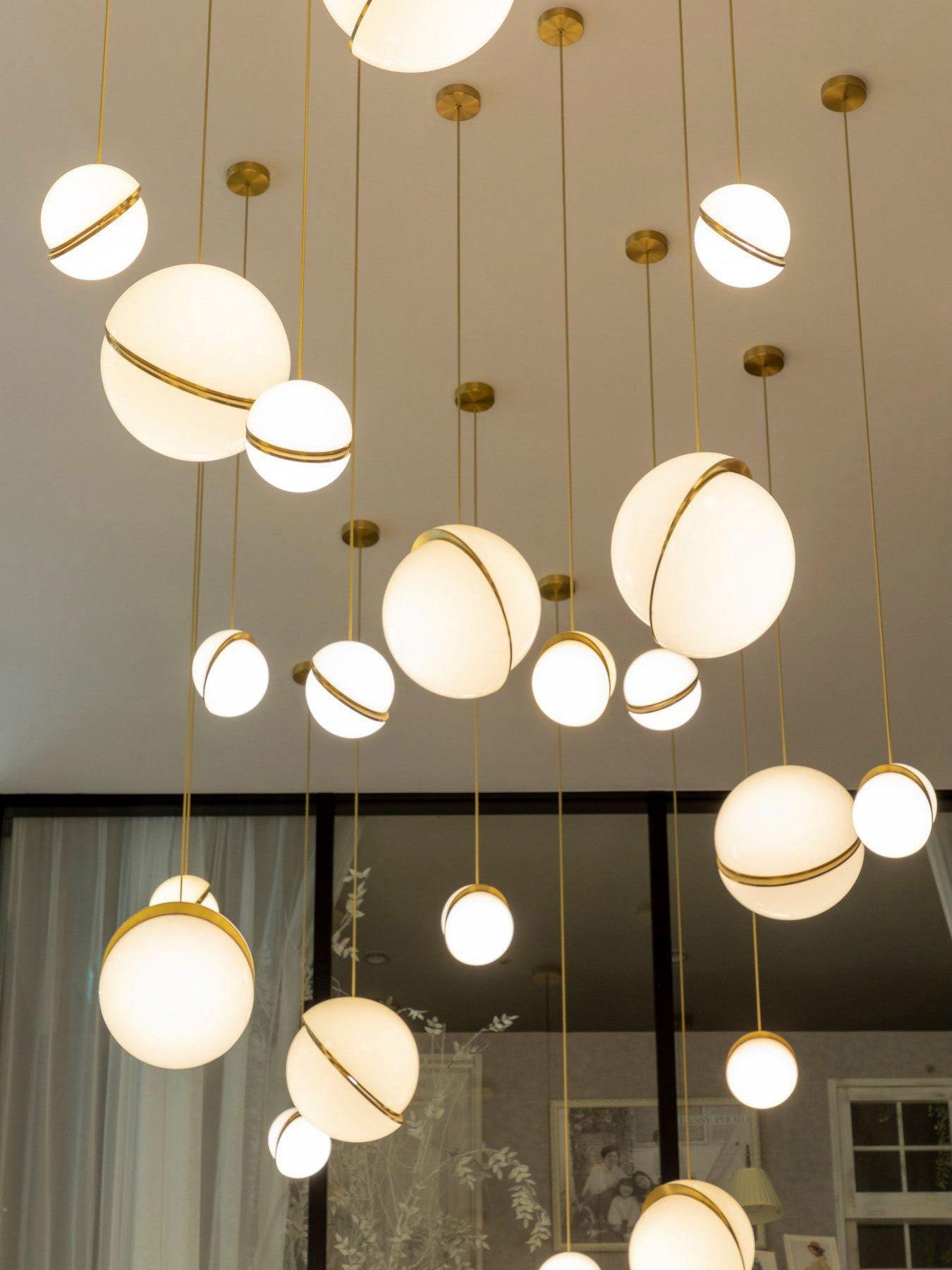 Crescent_Pendant_Lamp_51