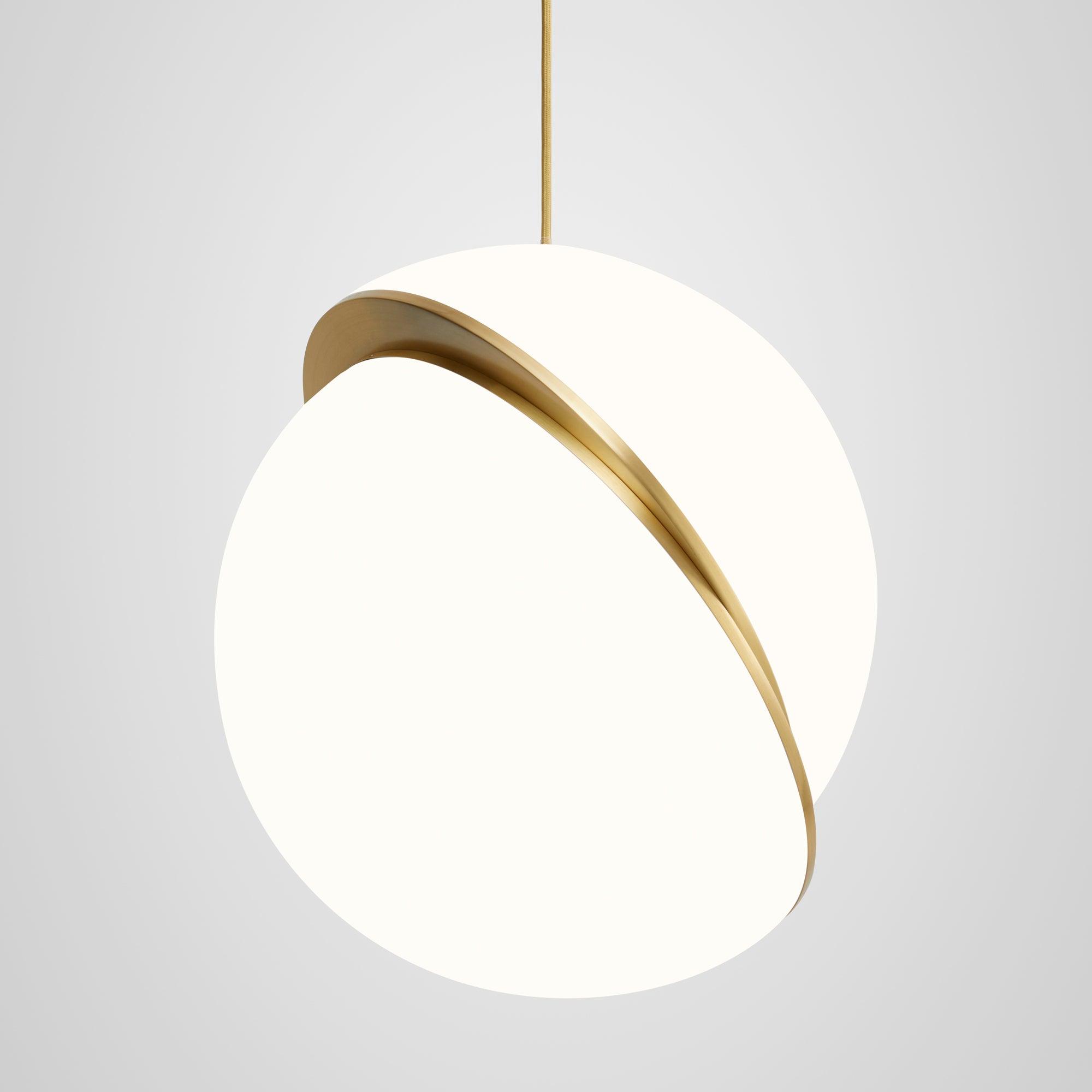 Crescent_Pendant_Lamp_61
