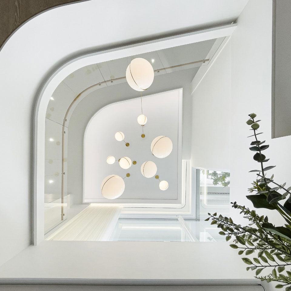 Crescent_Pendant_Lamp_9