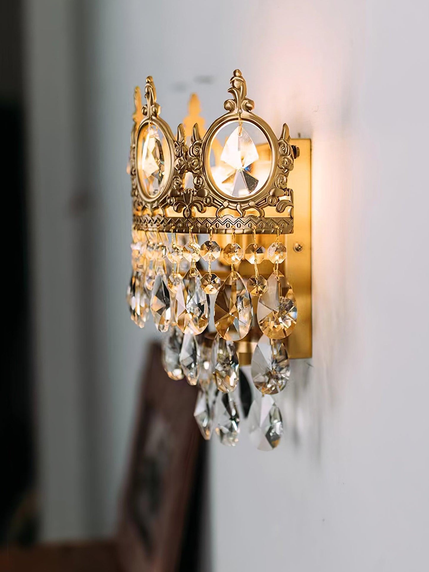 Crown_Crystal_Wall_Lamp_17