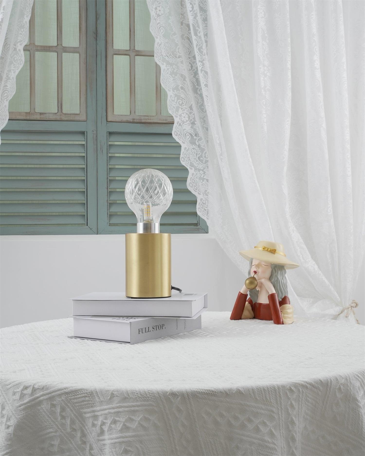 Crystal_Bulb_Table_Lamp_17