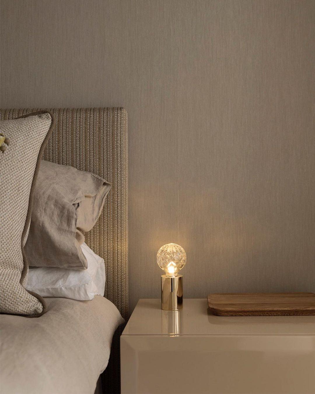 Crystal_Bulb_Table_Lamp_20