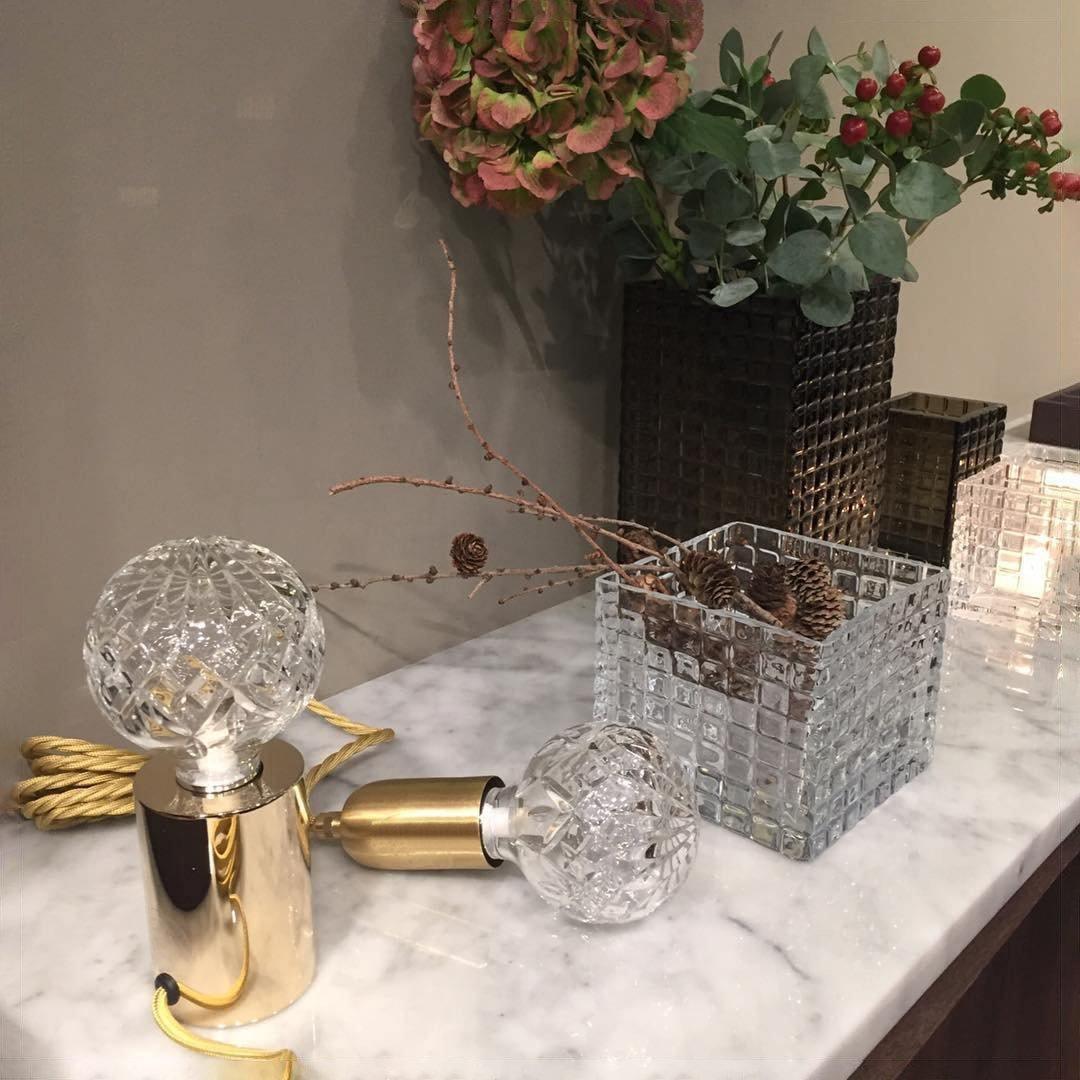 Crystal_Bulb_Table_Lamp_4