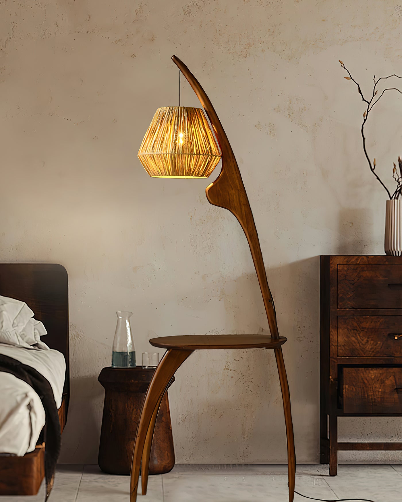 Curved_Mantis_Arm_Floor_Lamp_13