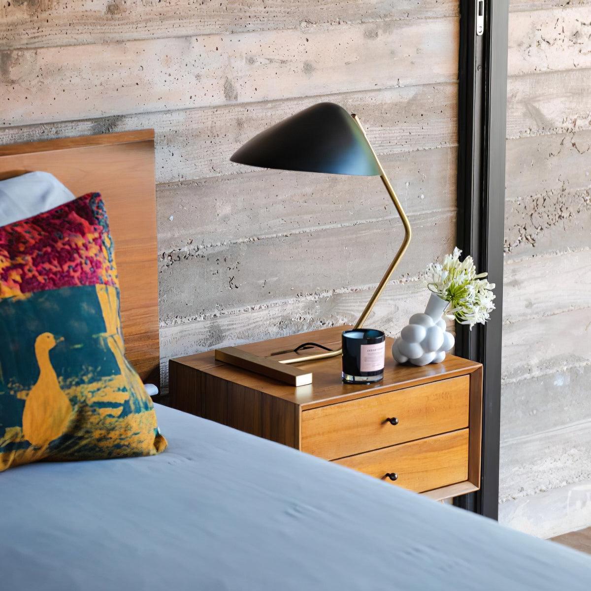Curvilinear_Mid-Century_Table_Lamp_10