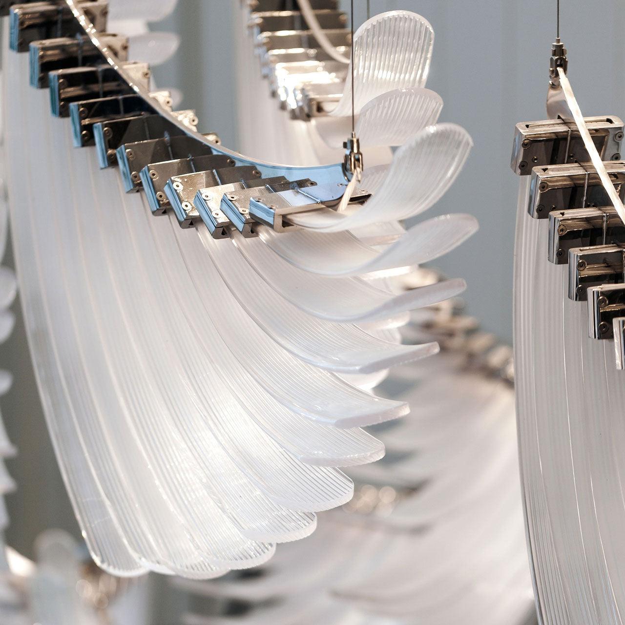 DIY_Bir_Feather_Wings_Chandelier_8