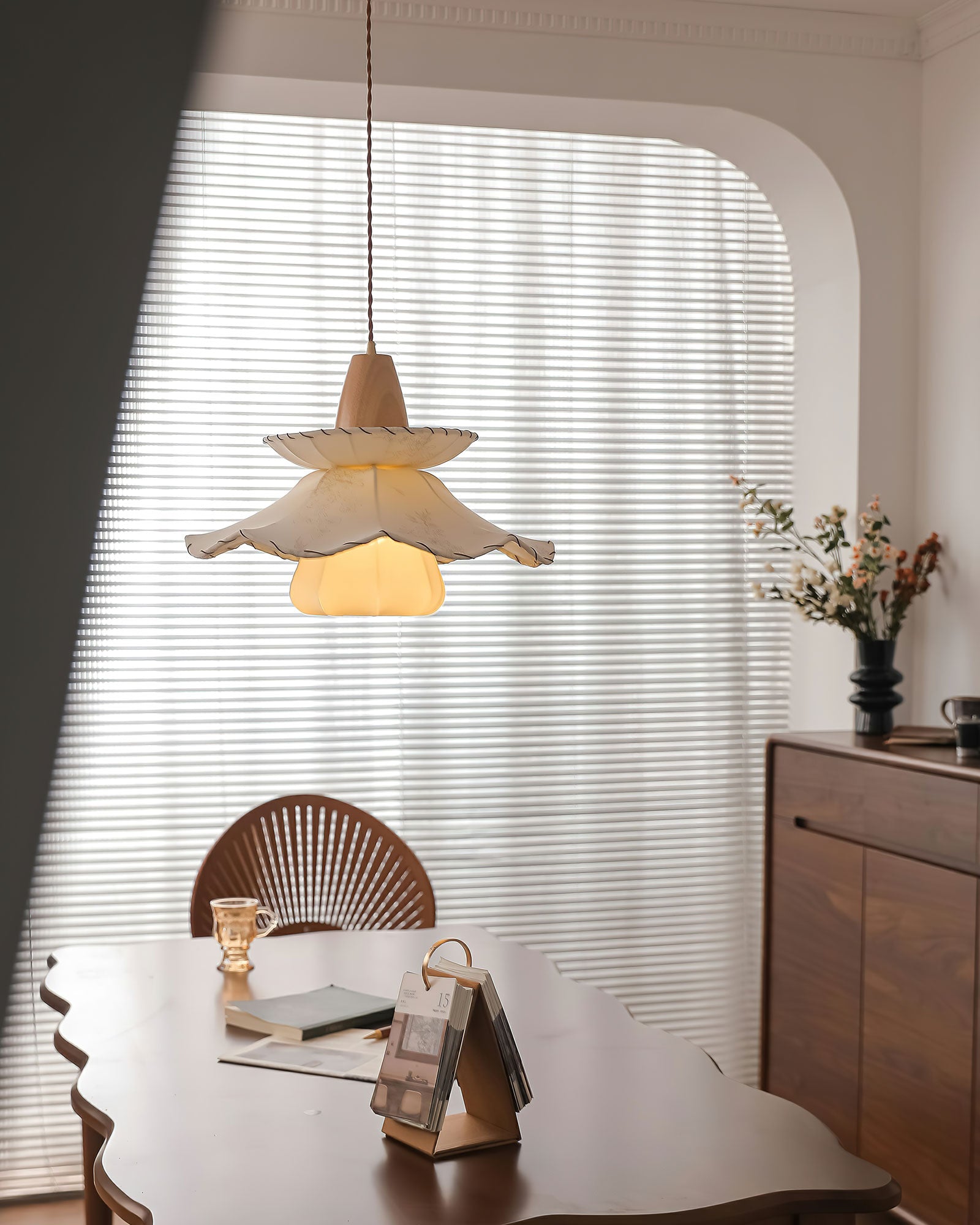 Daisy_Charm_Pendant_Lamp_5