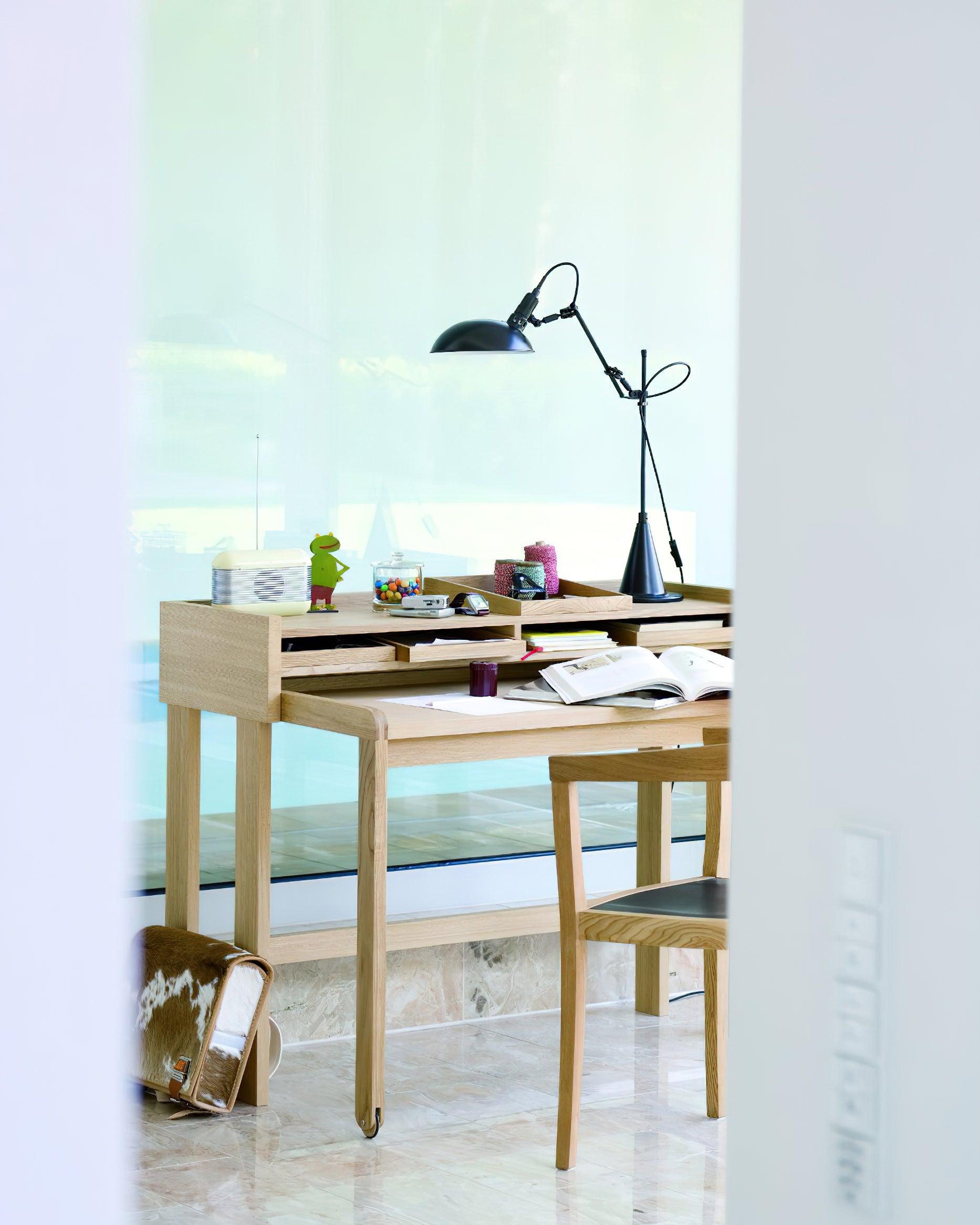 Dancer_Table_Lamp_6