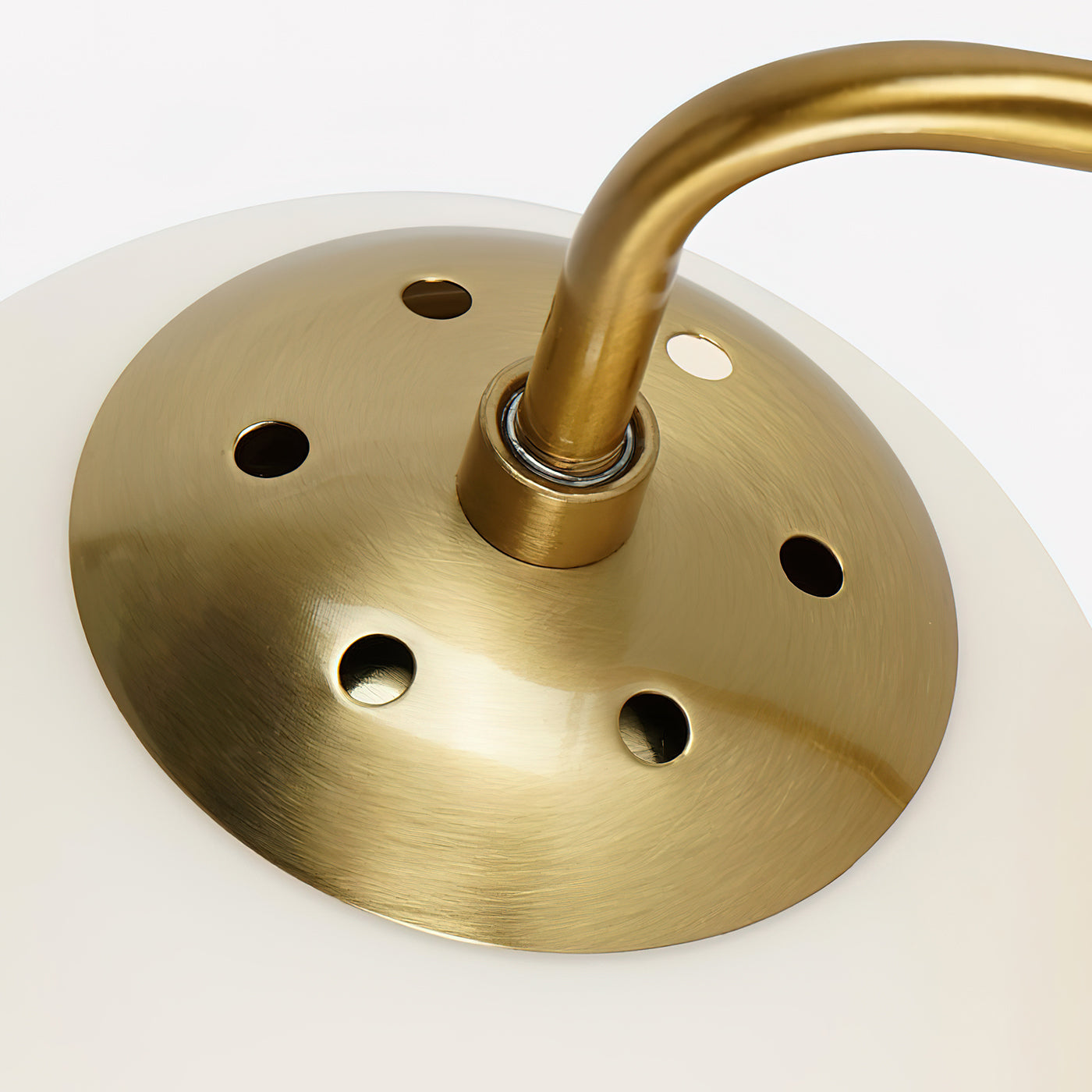 Darienne_Wall_Light_3