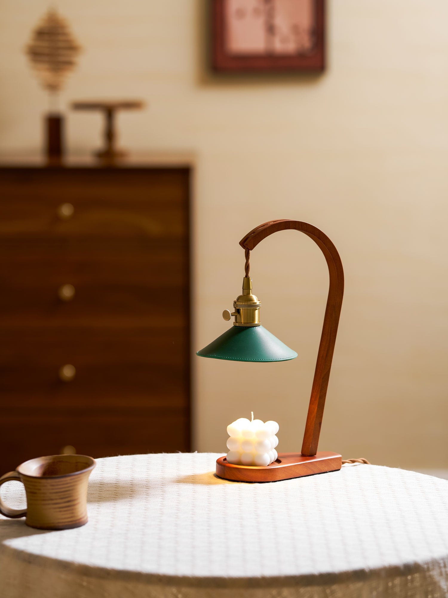 Diosa-Table-Lamp_12