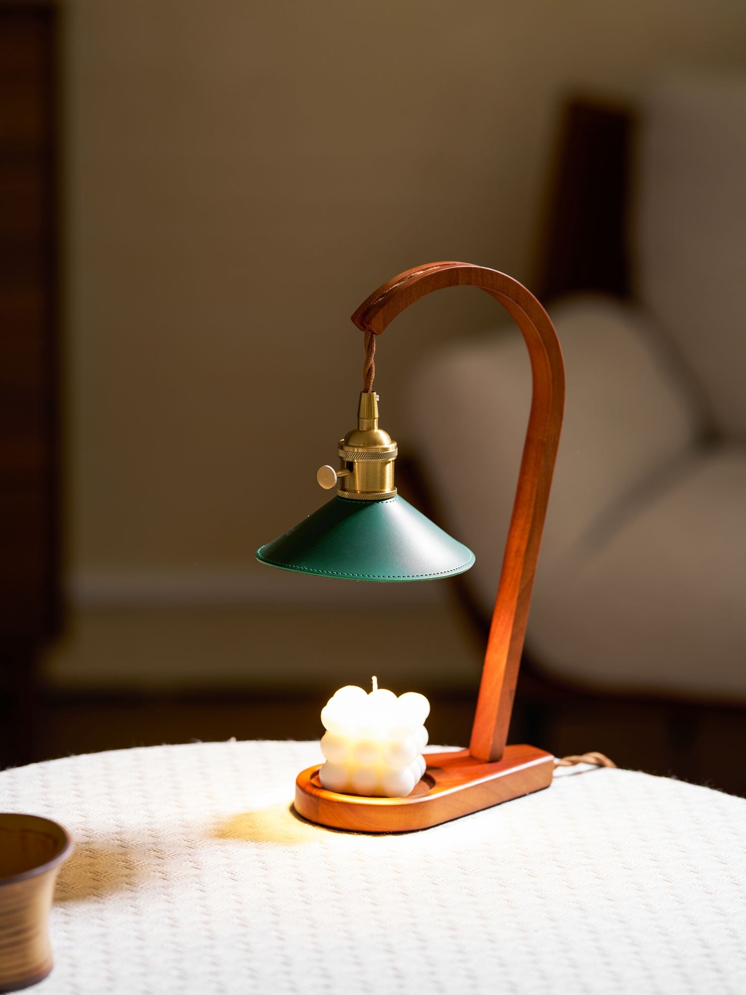 Diosa-Table-Lamp_15