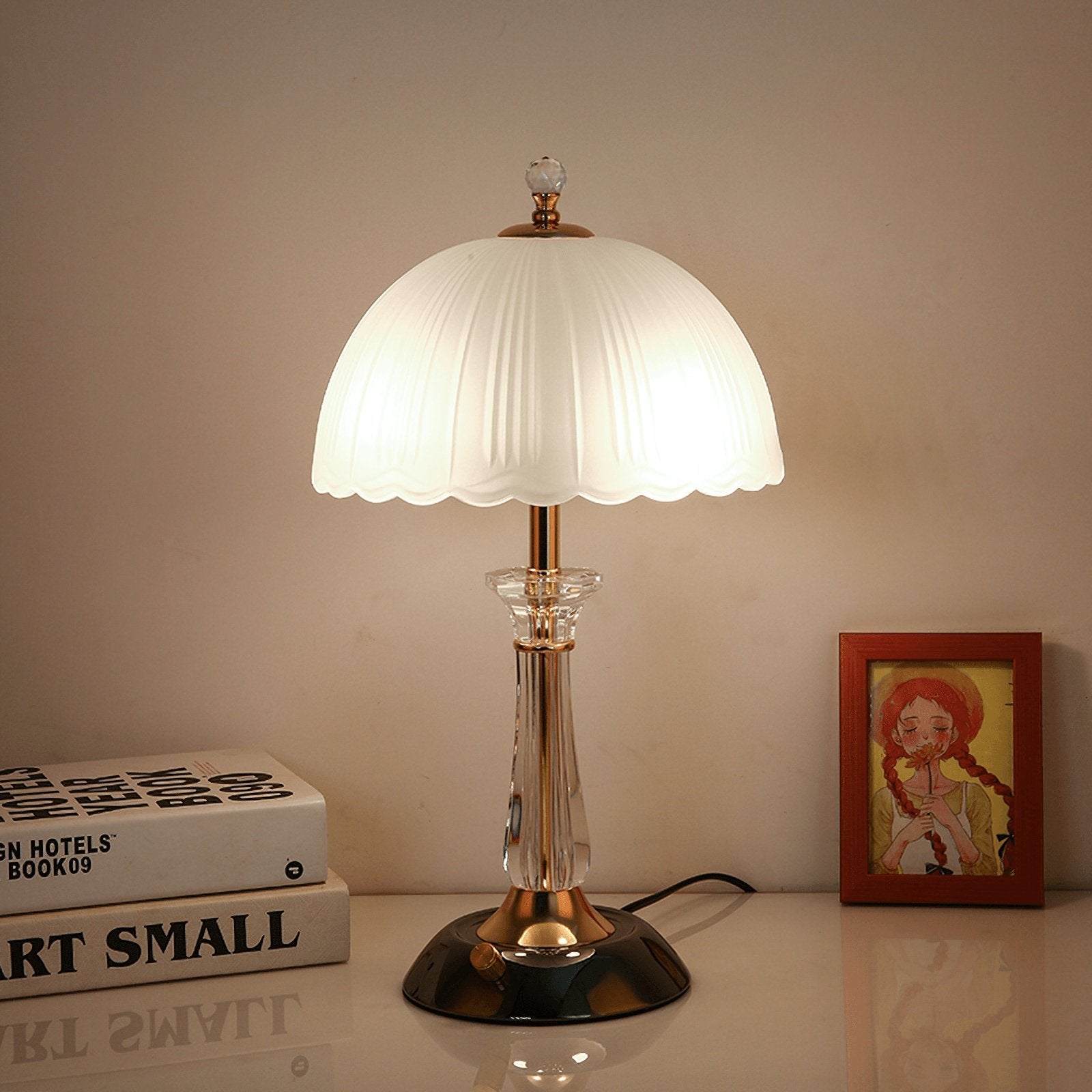 Domed_Glass_Table_Light_2