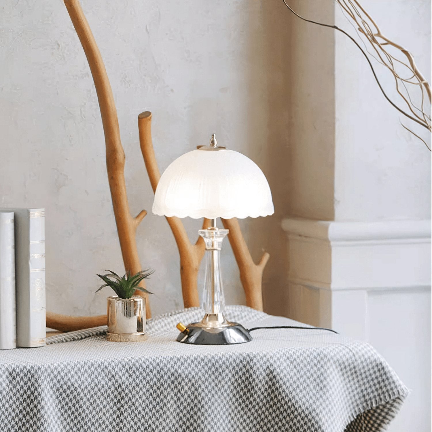 Domed_Glass_Table_Light_4
