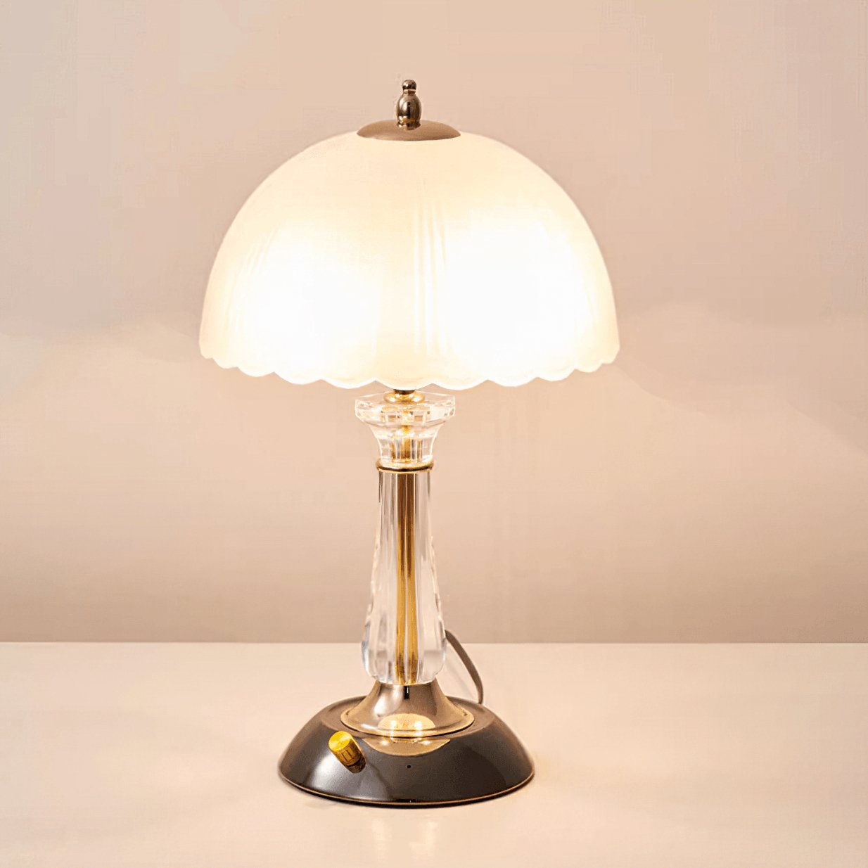 Domed_Glass_Table_Light_8